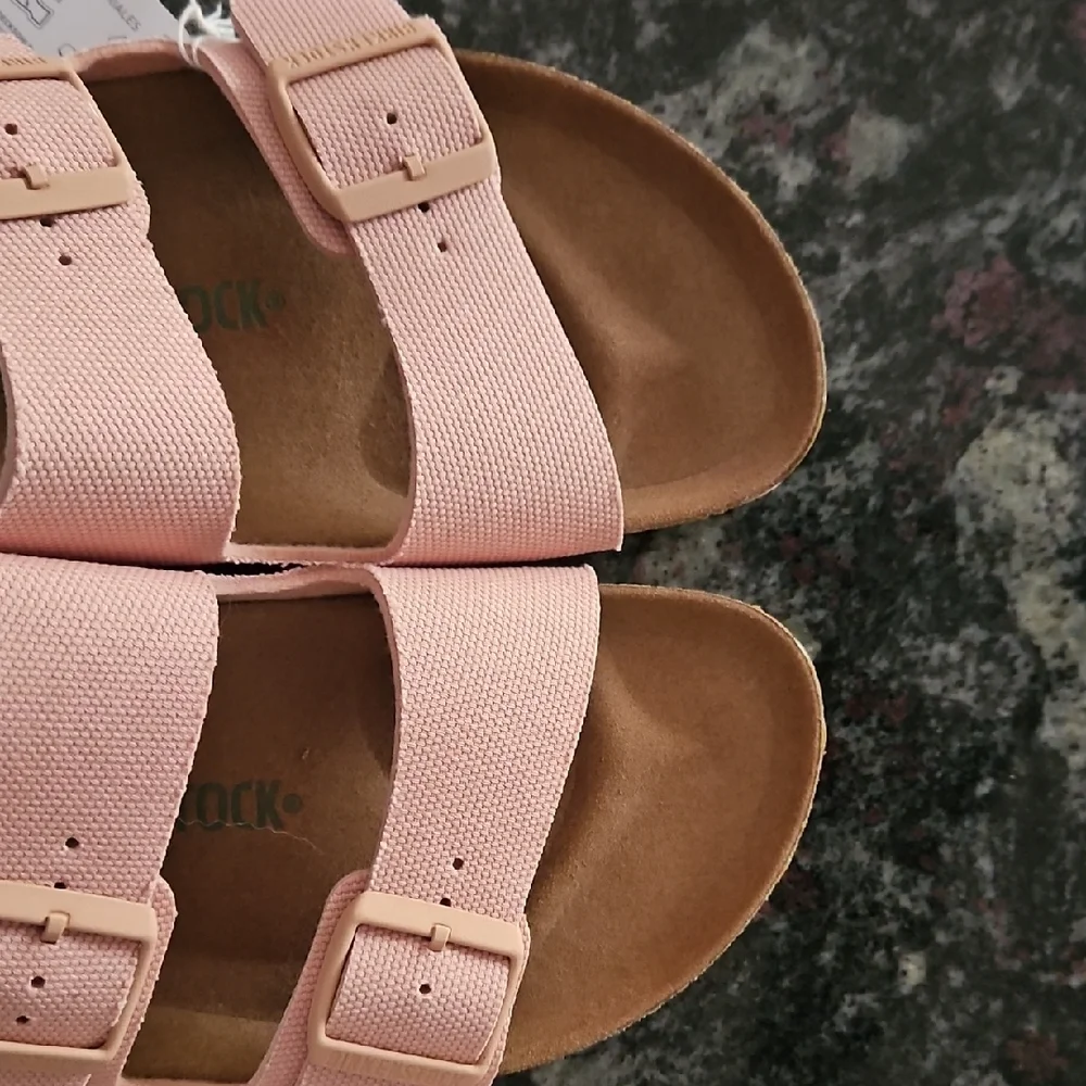 Birkenstock NWT Light Pink Double Strap Sandals - Picture 7 of 7